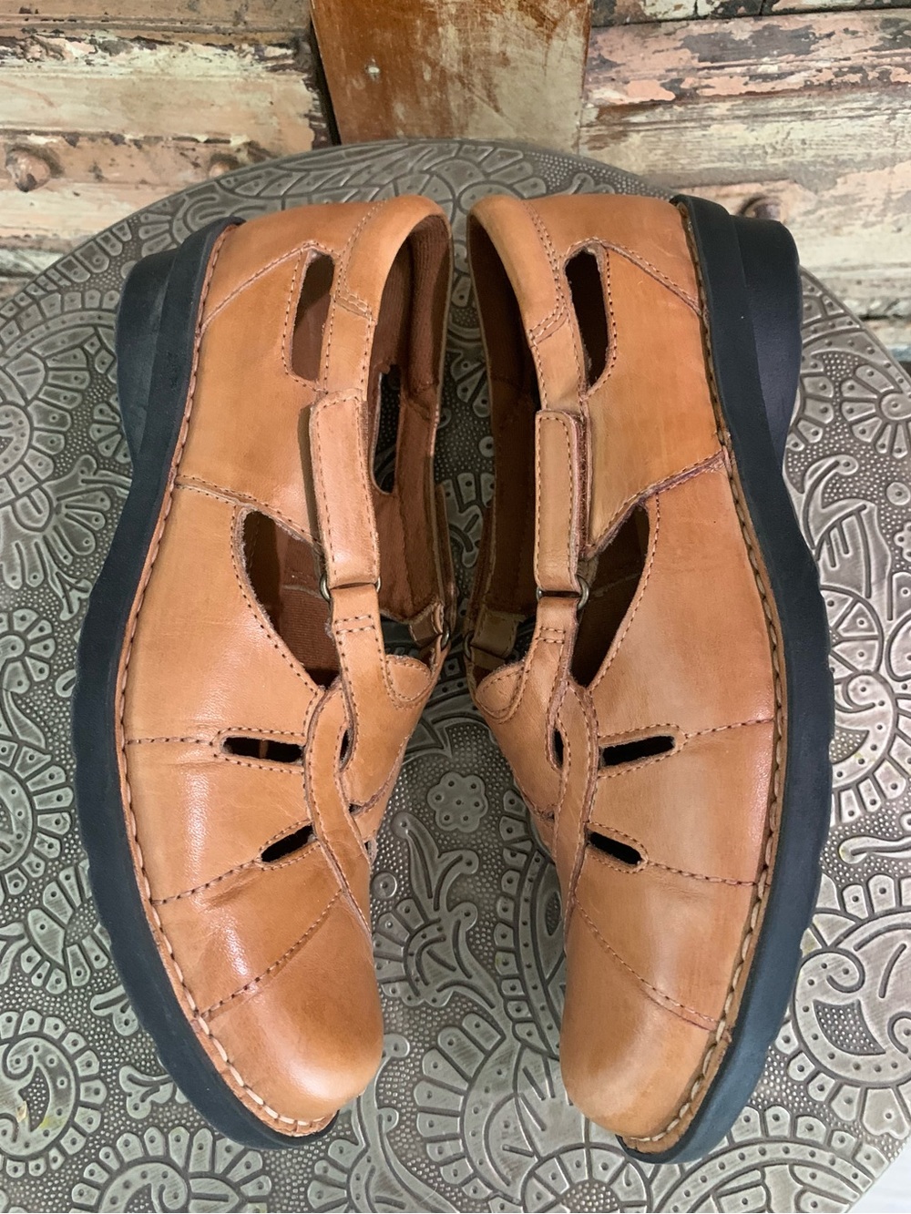 Clarks Nikki Regatta Bendables Tan Brown Leather Closed-Toe Slip-Ons Loafers 7.5 - Picture 3 of 11